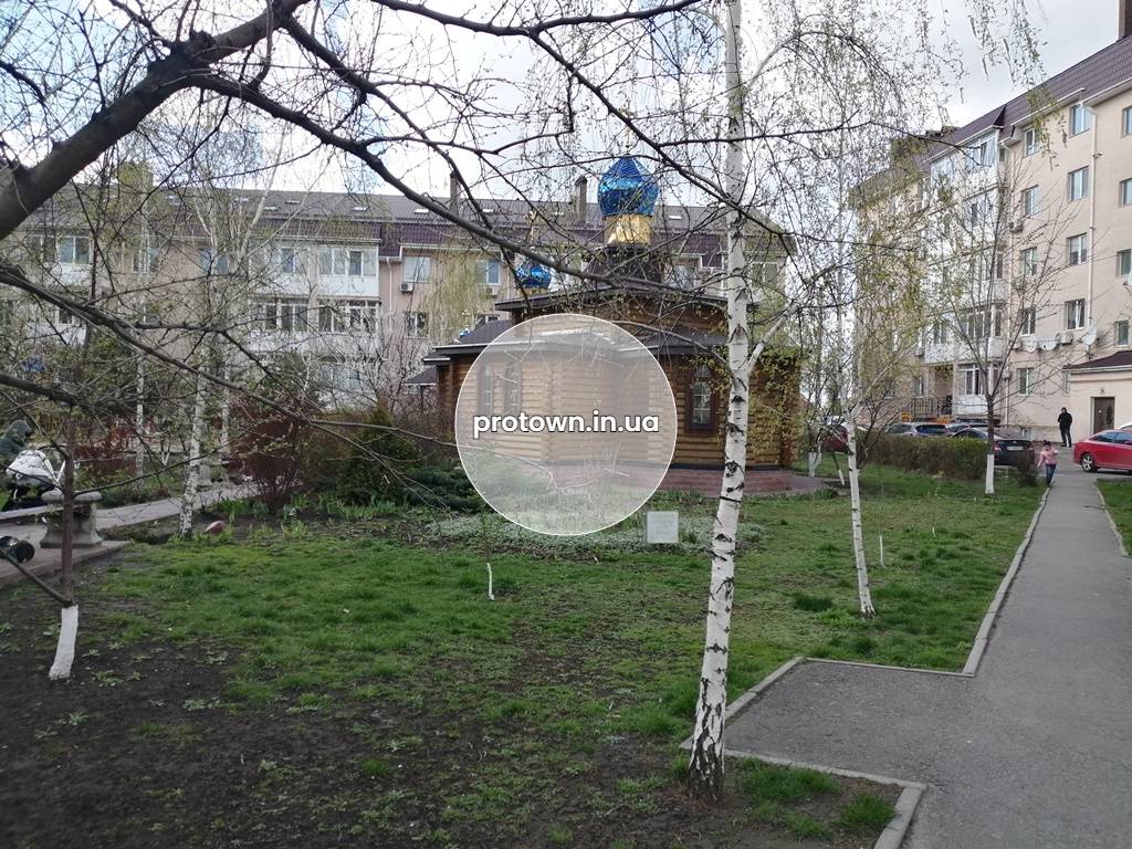 Просторная квартира в кирпичном доме. Шикарный уютный двор!